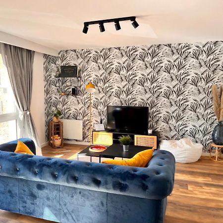 Appartement 2 Chambres Avec Parking ปงตาร์ลีเย ภายนอก รูปภาพ