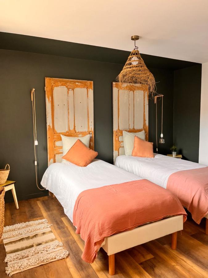 Appartement 2 Chambres Avec Parking ปงตาร์ลีเย ภายนอก รูปภาพ