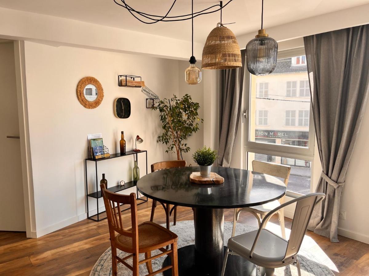 Appartement 2 Chambres Avec Parking ปงตาร์ลีเย ภายนอก รูปภาพ